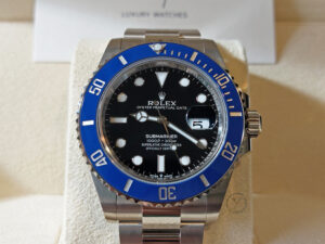 Rolex Submariner Date White Gold 126619LB Chronologie 1