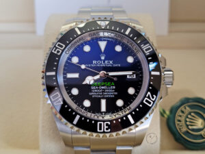 Rolex Sea-Dweller Deepsea 44mm 136660 D-Blue Chronologie 1